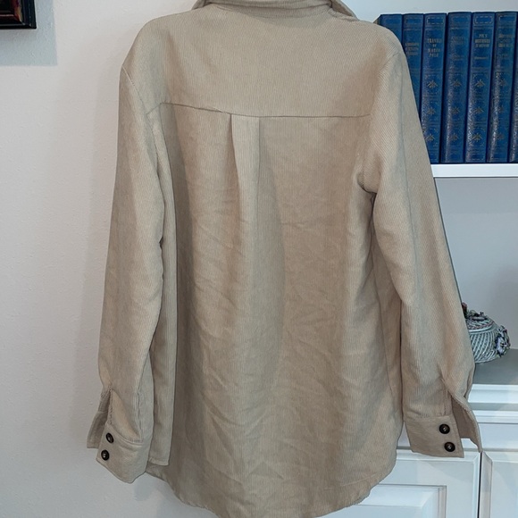Beige Button-Down Light-Weight Jacket - Picture 2 of 5